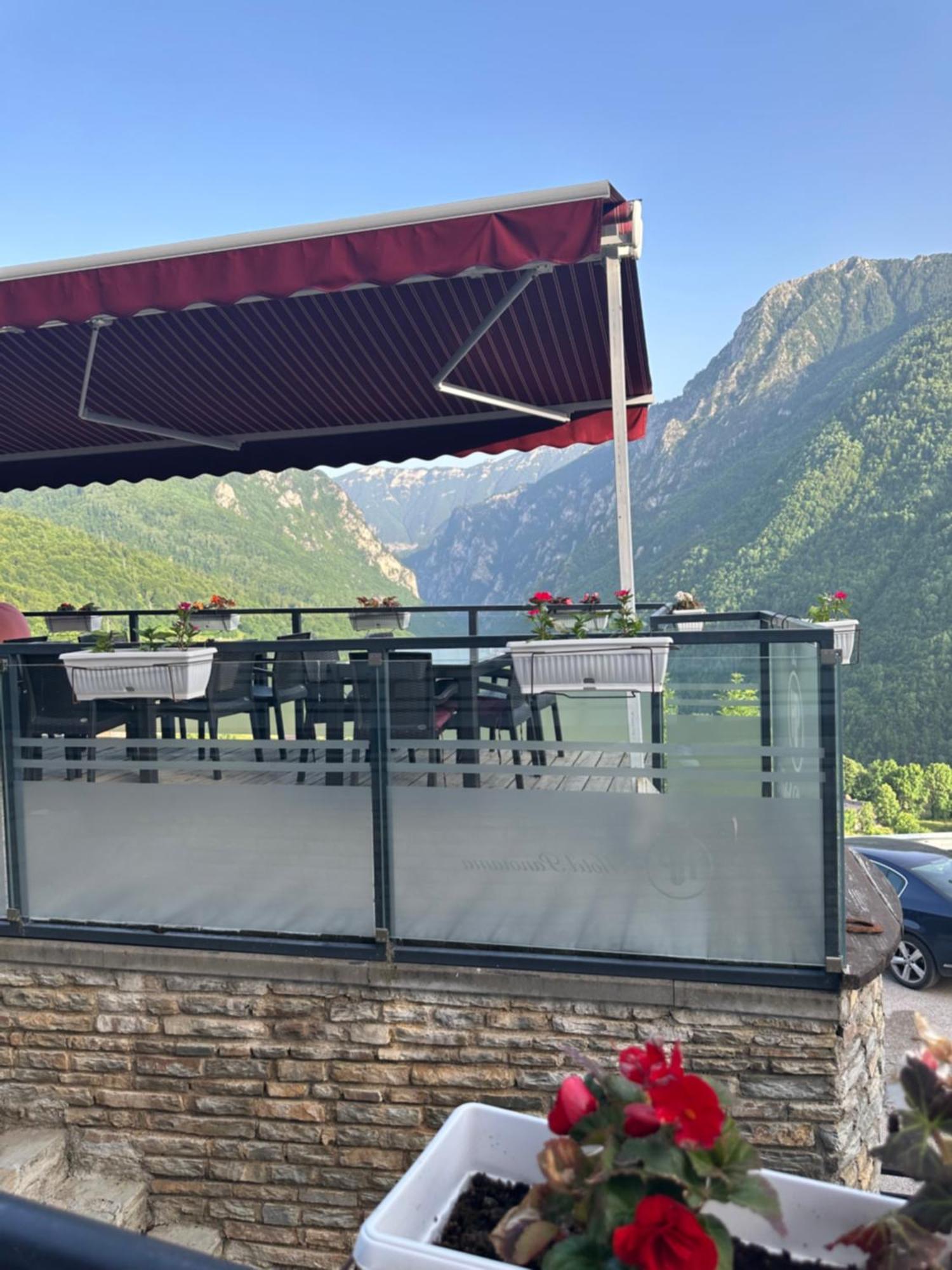 Hotel Panorama Rugove Πέγια Εξωτερικό φωτογραφία
